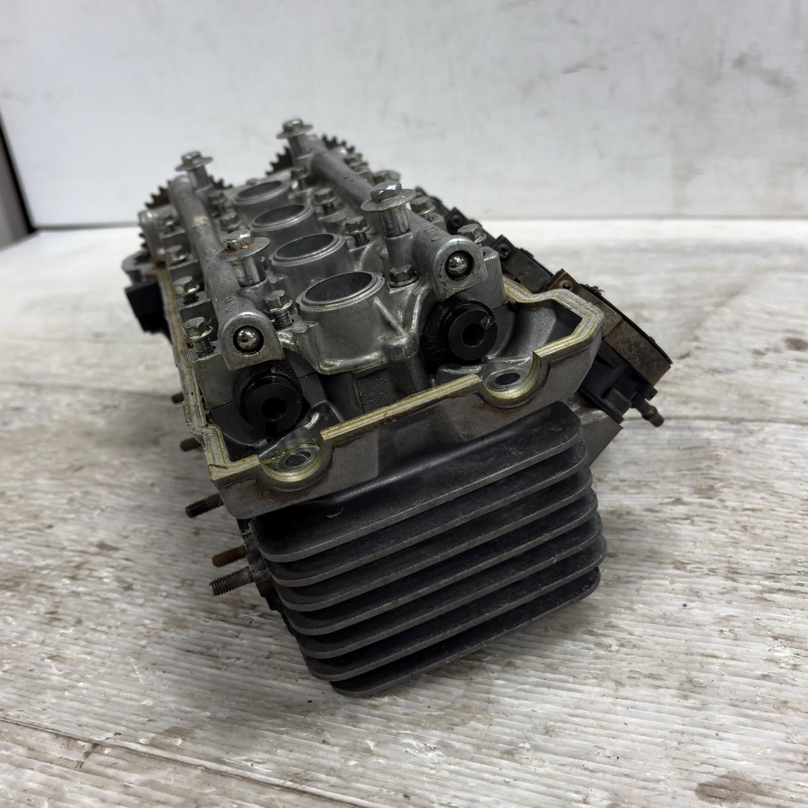 KAWASAKI バリオス ZR250A シリンダーヘッド ASSY カワサキ - メルカリ