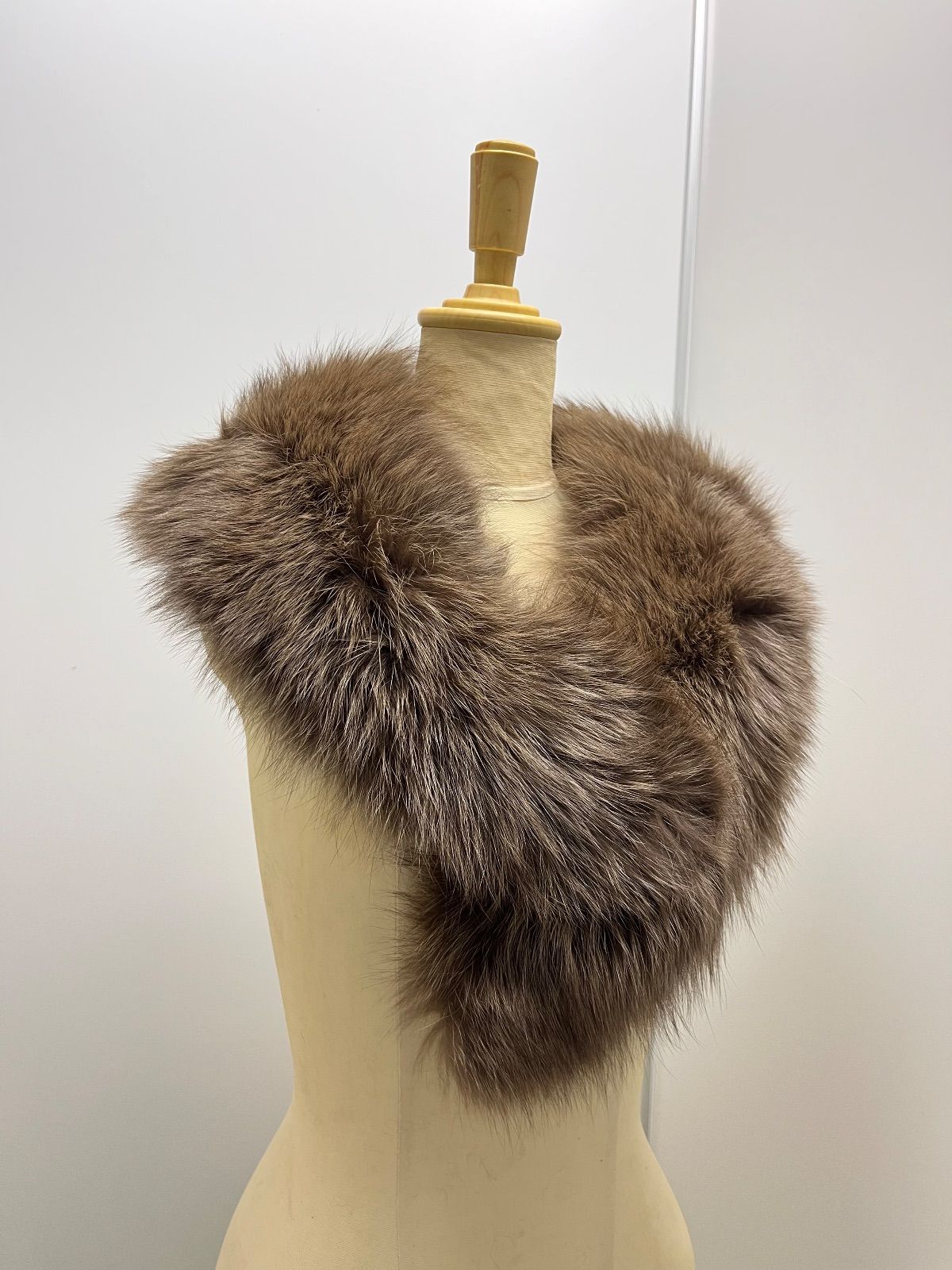 SAGA FOX フォックスファーショール 毛皮 C26011033 - メルカリ