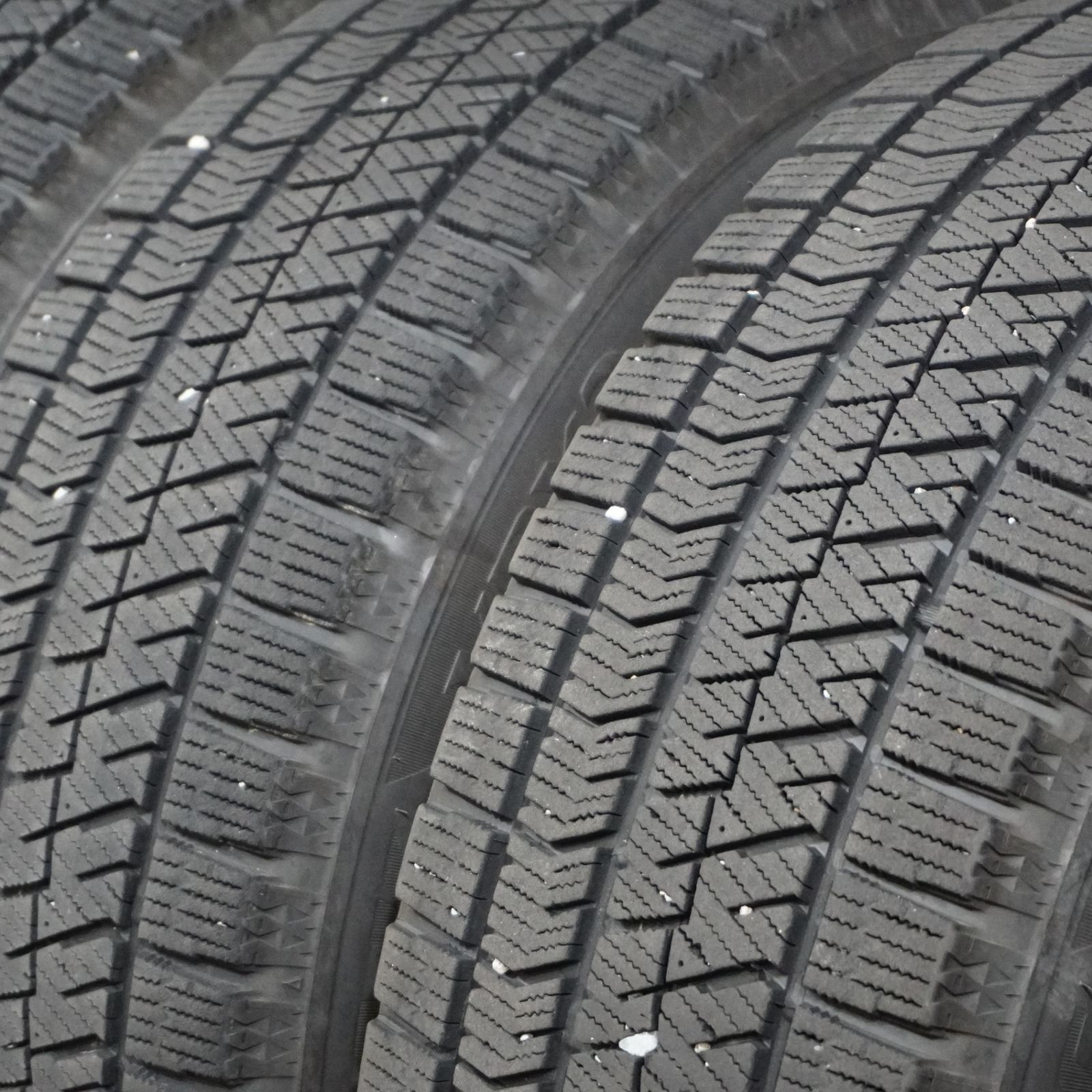 スタッドレス ヤリスクロス