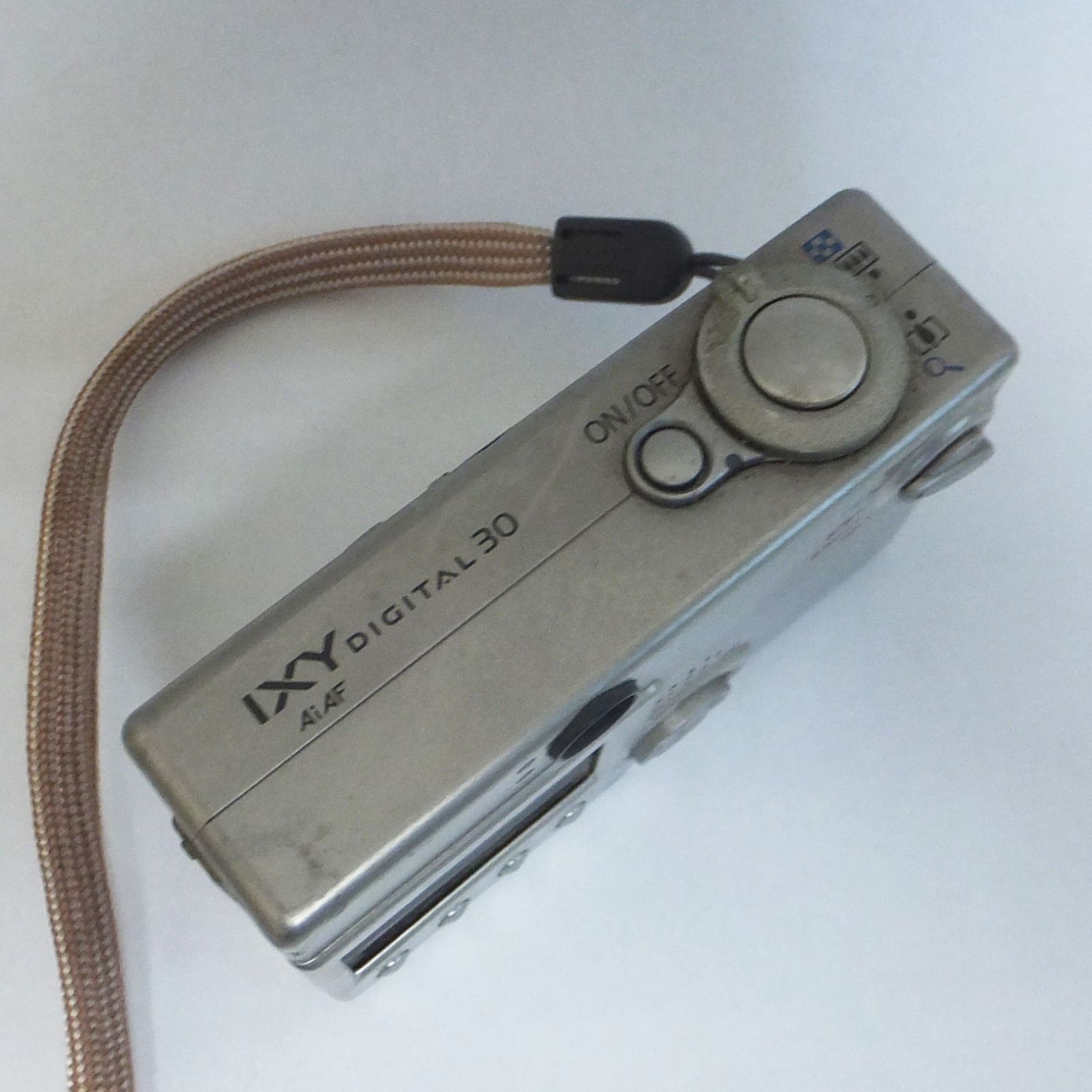R760【希少】レトロ Canon IXY Digital 30 オールドコンデジ 現状 /10
