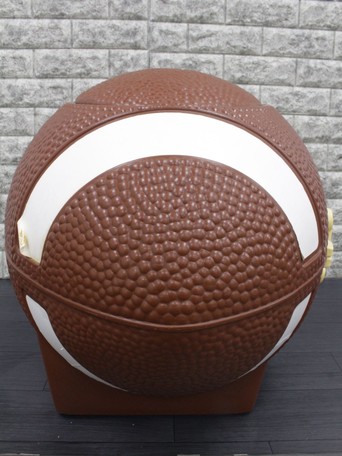 Little Tikes 廃盤品 ラグビーボール トイボックス Little Tikes 廃盤品 ラグビーボール トイボックス - メルカリ