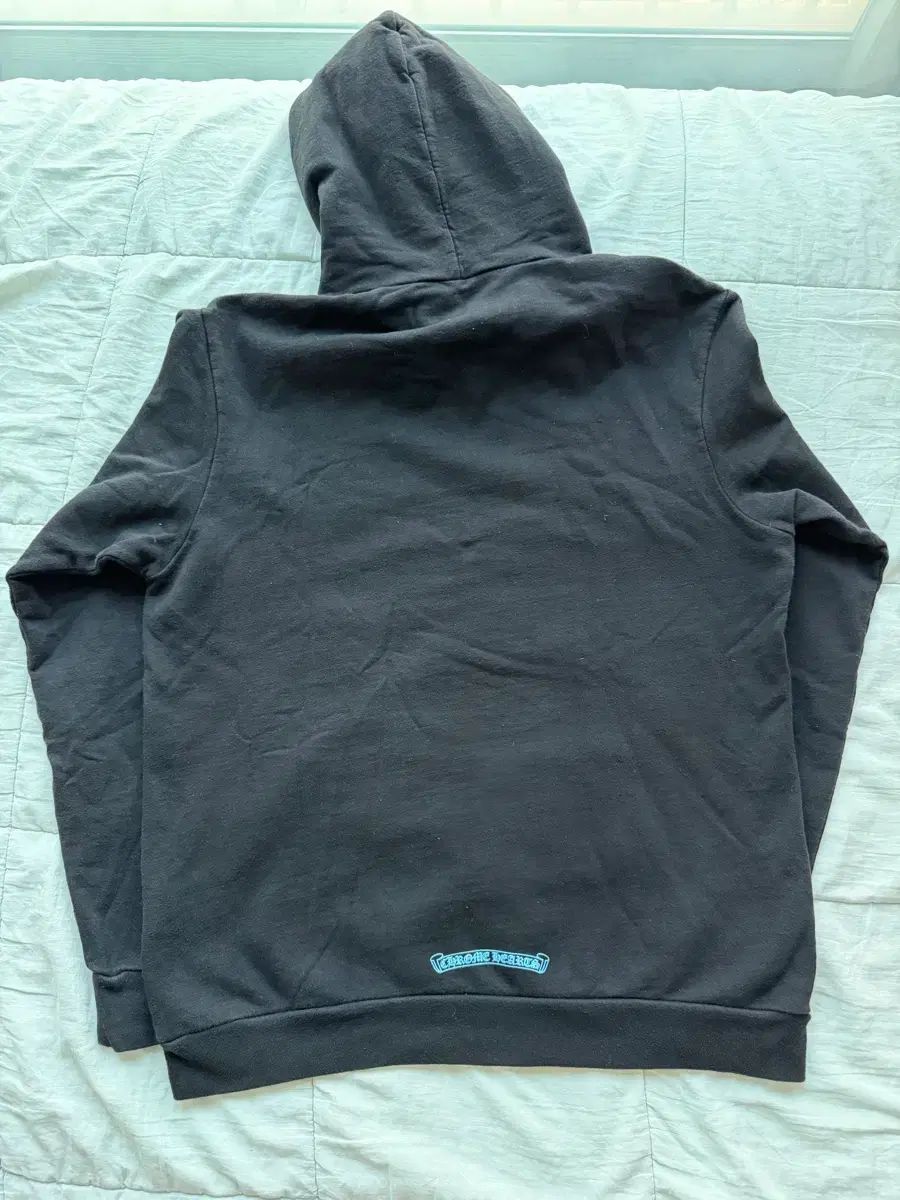 XL CHROME HAEATS クロムハーツ スクロール レター リング フード スカイブルー レタリング