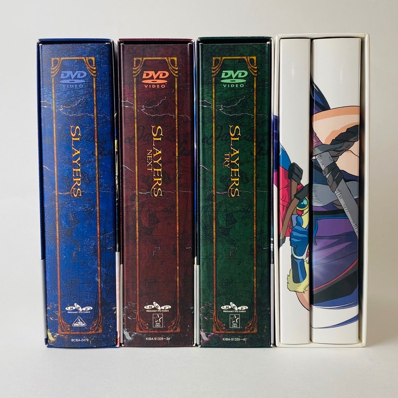 スレイヤーズ DVD BOX限定セット 貴重なセット達 最終価格 Amazon.co.jp: スレイヤーズ TRY缶 DVD BOX (完全予約限定版) : 林原