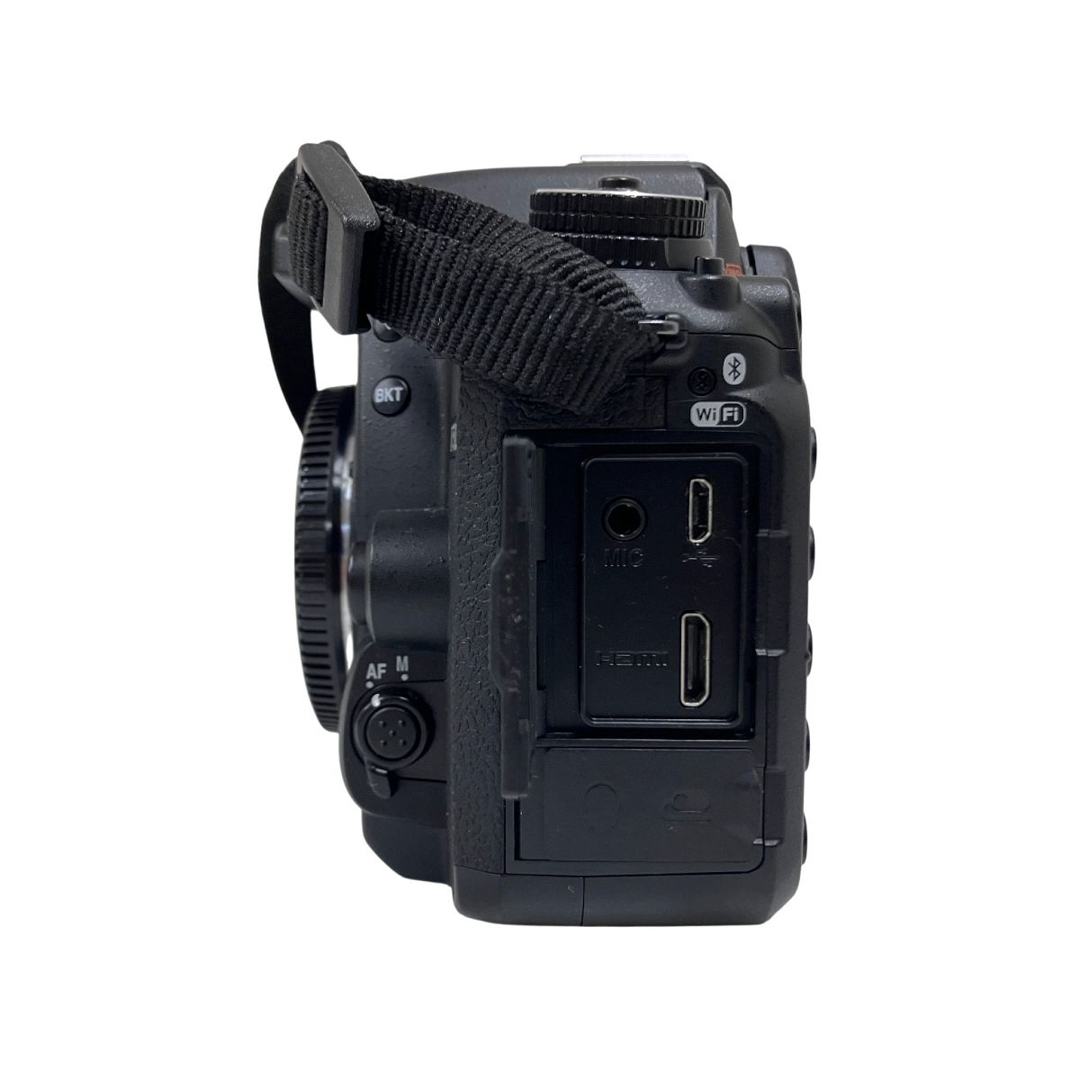 Nikon D7500 デジタル一眼レフカメラ ボディ 2088万画素 4K UHD Wi-Fi