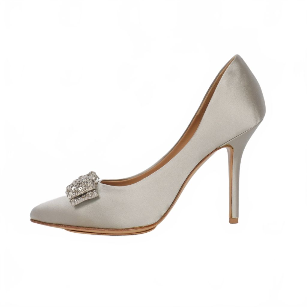 サルヴァトーレフェラガモ Salvatore Ferragamo サテン ビジュー