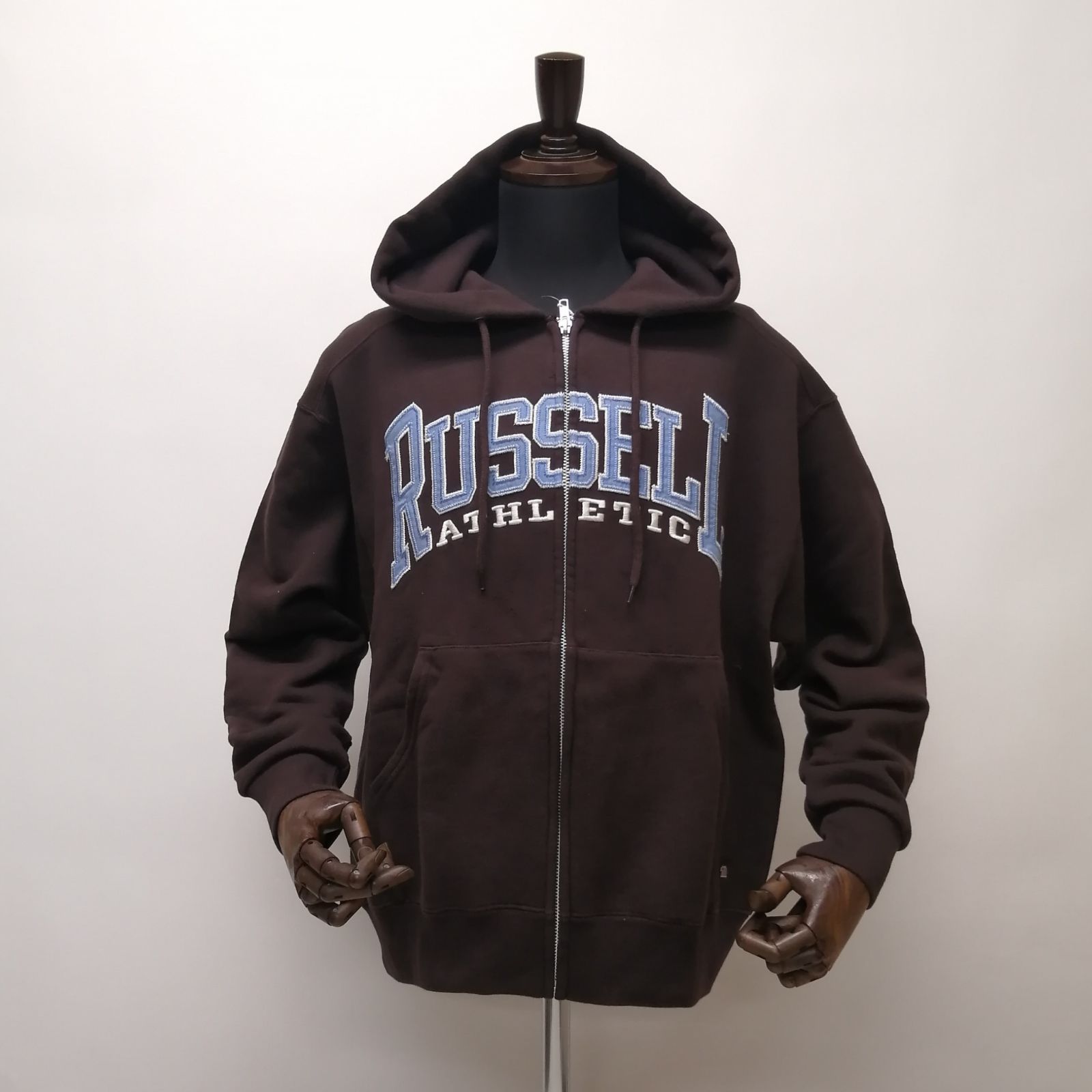新作】【RUSSELLATHLETIC／ラッセルアスレチック・フロントロゴZIP 