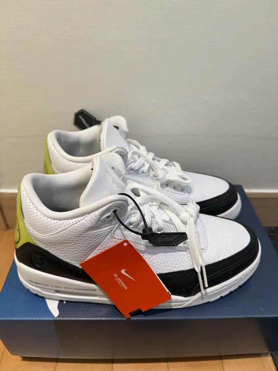 ジョーダン 3 x フラグメント デザイン レトロ SP 白 ブラック 270 サイズ