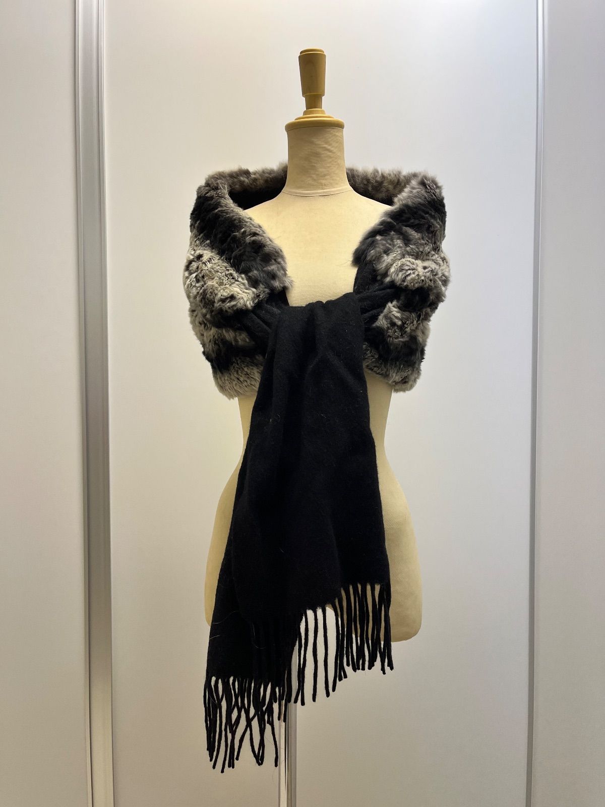 チンチラ　ストール チンチラ 定番 サイズ 日本製 マフラー ストール 最高級毛皮 リアル