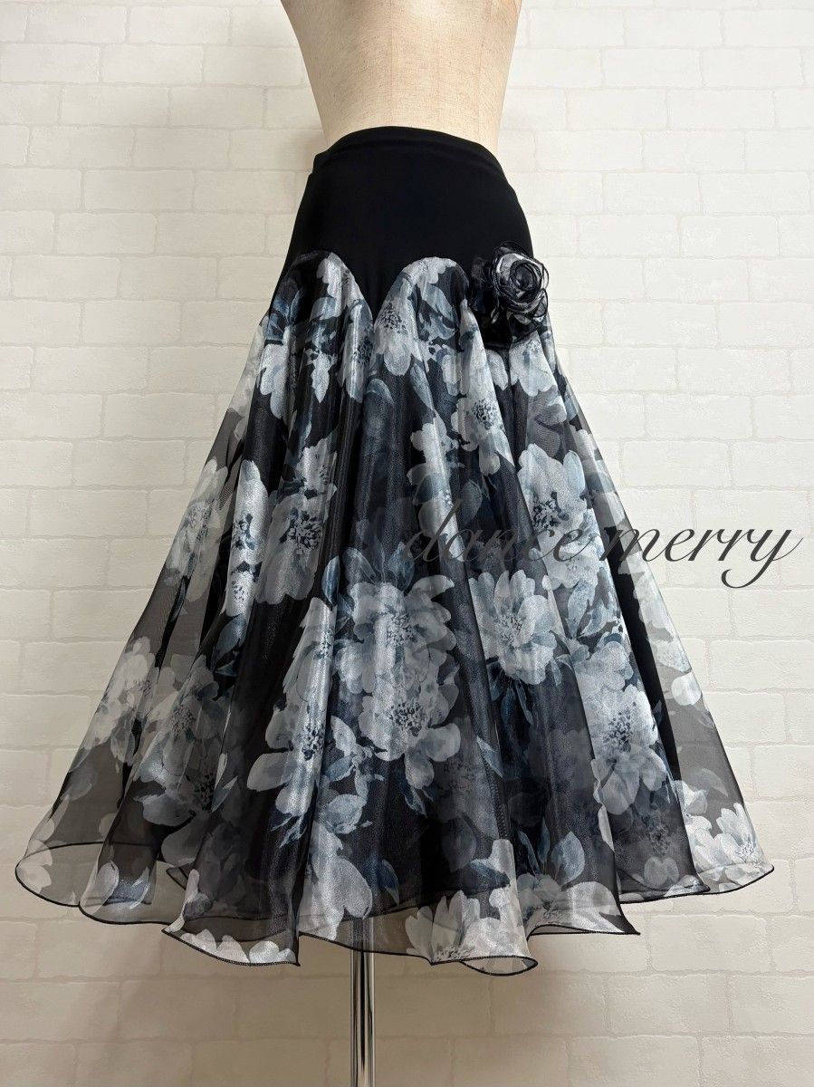 新品　豪華　社交ダンス　スカート　ベージュ　黒　水玉　パーティ　タンゴ　7322 新品 豪華 社交ダンス スカート ベージュ 黒 水玉 パーティ タンゴ 7322