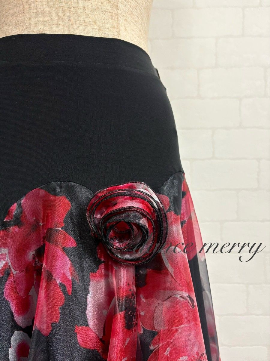 新品 豪華 社交ダンス 黒 赤 スカート 花柄 パーティ 2306 タンゴ