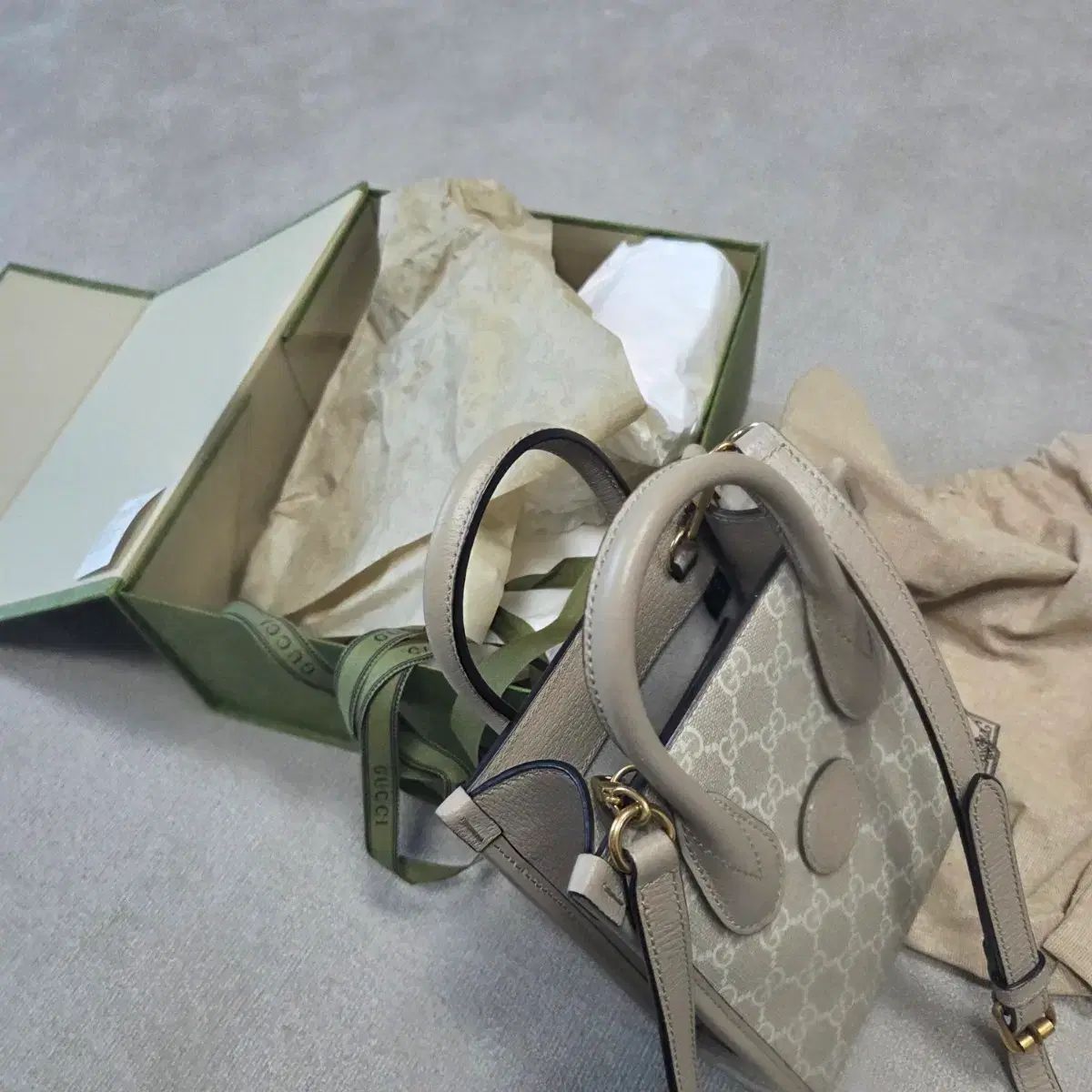 グッチ インターロッキング Supreme ミニ トートバッグ