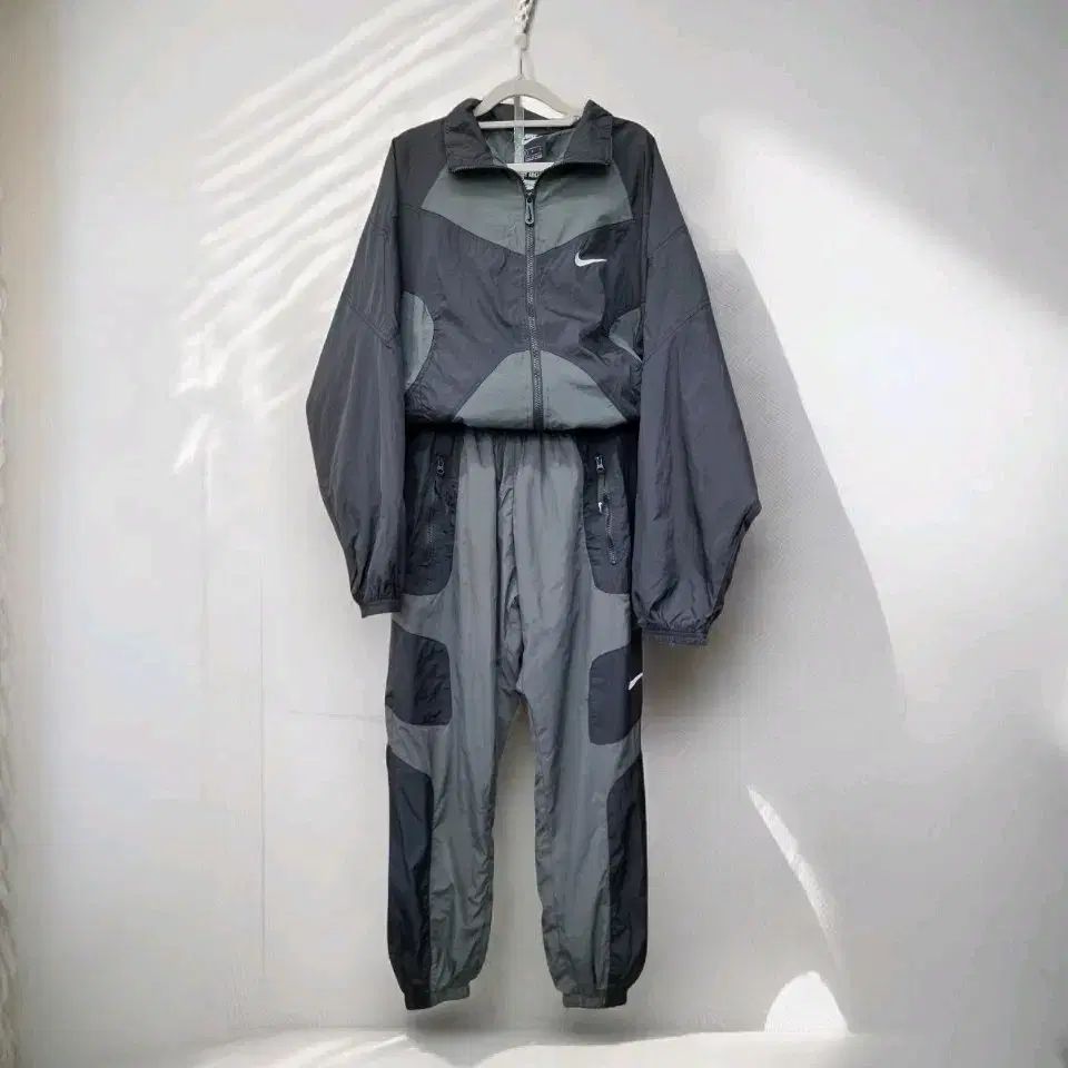 ナイキ リーイシュー ウーブン ジャケット パンツ セット L