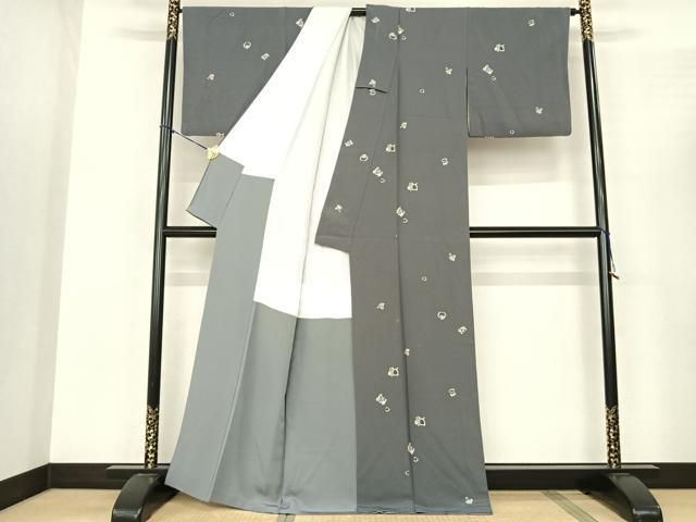 平和屋着物○上質な小紋 作家物 猿蟹合戦 正絹 逸品 AABF0612fy - メルカリ