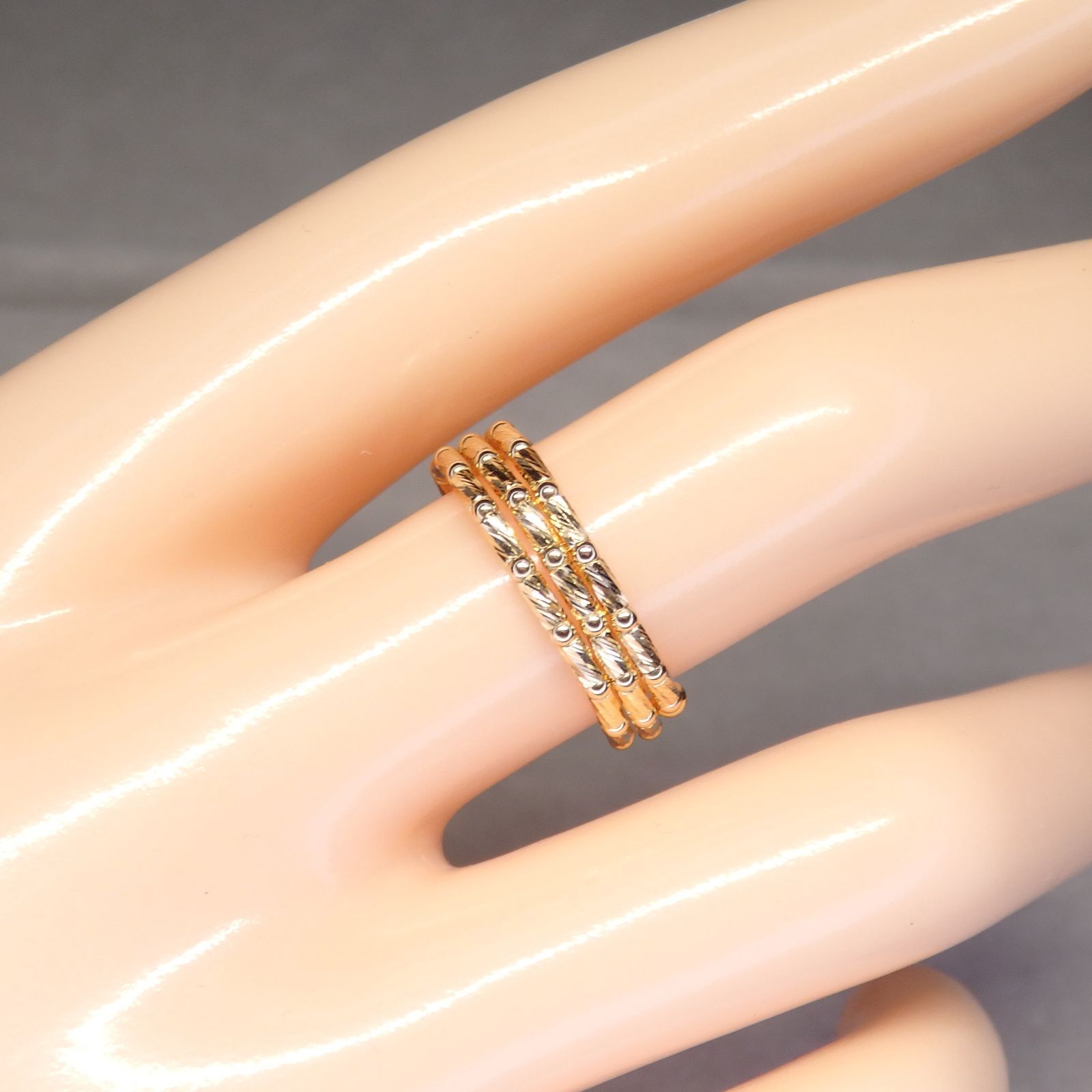 形状記憶リング 1連 Z5724 ゴールドK18 地金 指輪 フリーサイズ 形状記憶リング 1連 Z5724 ゴールドK18 地金 指輪 フリーサイズ 形状