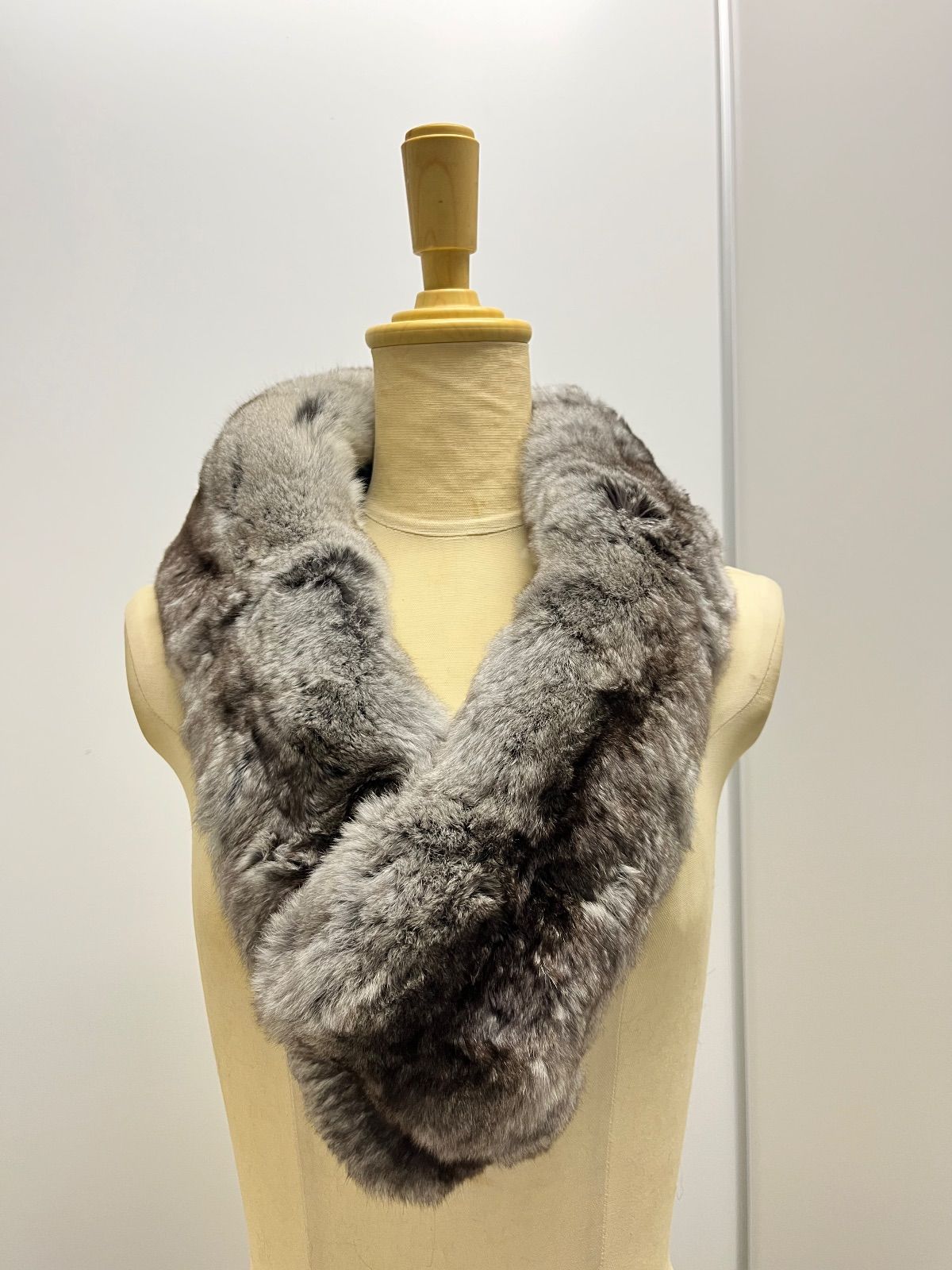 毛皮　ショール　チンチラ ファーケープ 毛皮ケープ チンチラ ショール ファー レディース カラー
