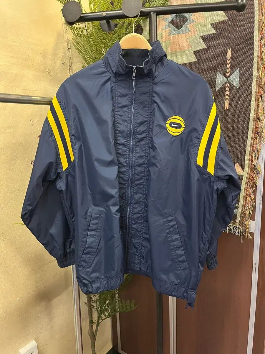 ナイキ バスケット ウィンドブレーカー ジャケット csz 264