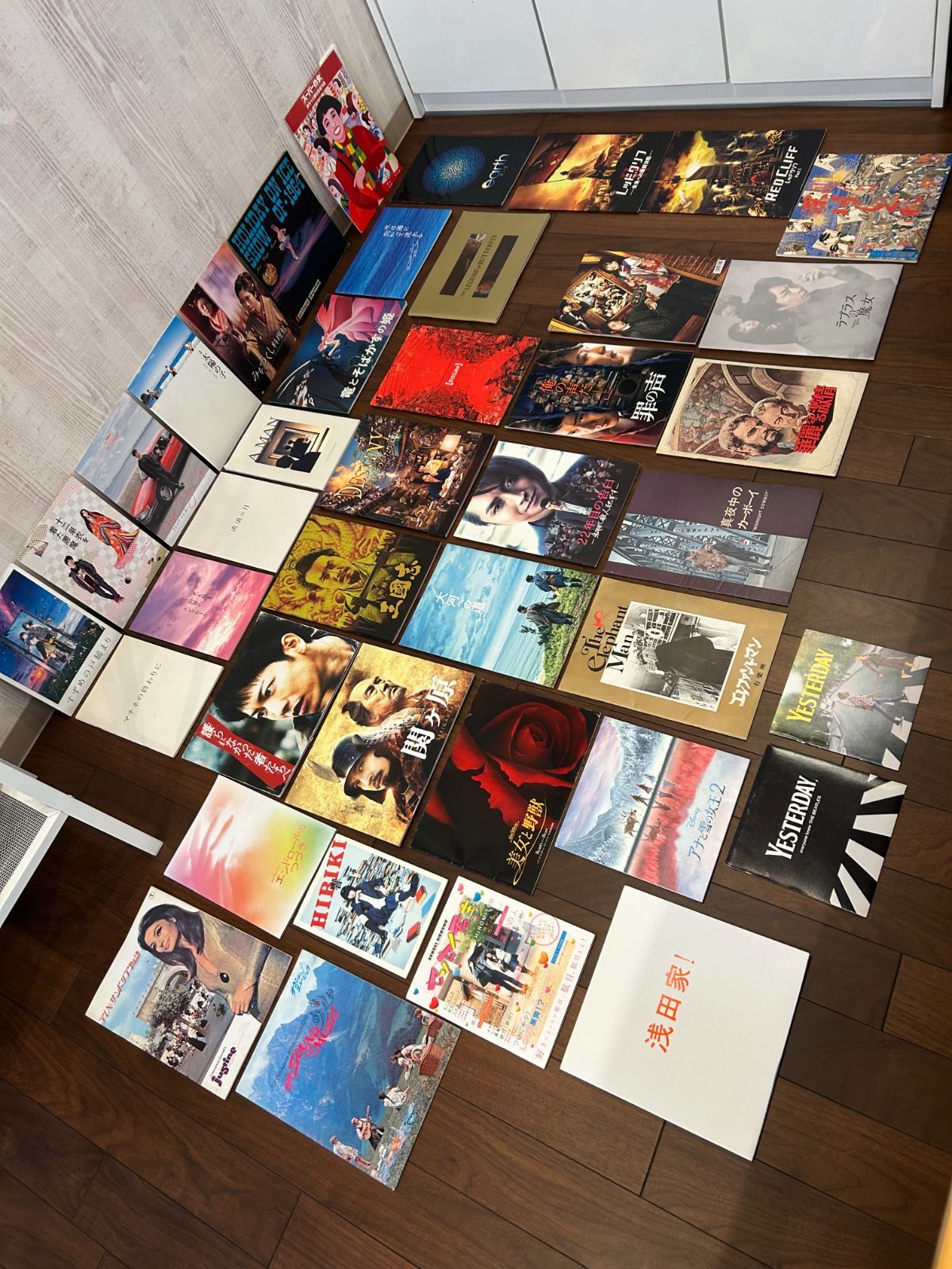 映画パンフレット 邦画 洋画おまとめ ３９冊 ネメシス ラプラスの魔女 竜とそばかすの姫 美女と野獣 レッドクリフ他 9819 他