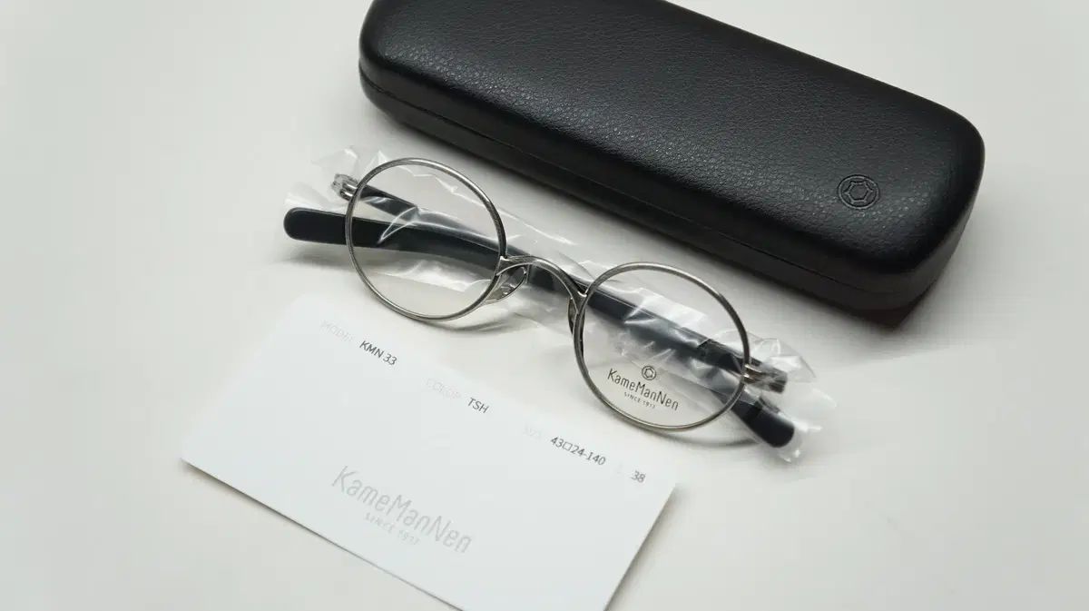| Kame ManNen カメマンネン KMN 33 TSH 43