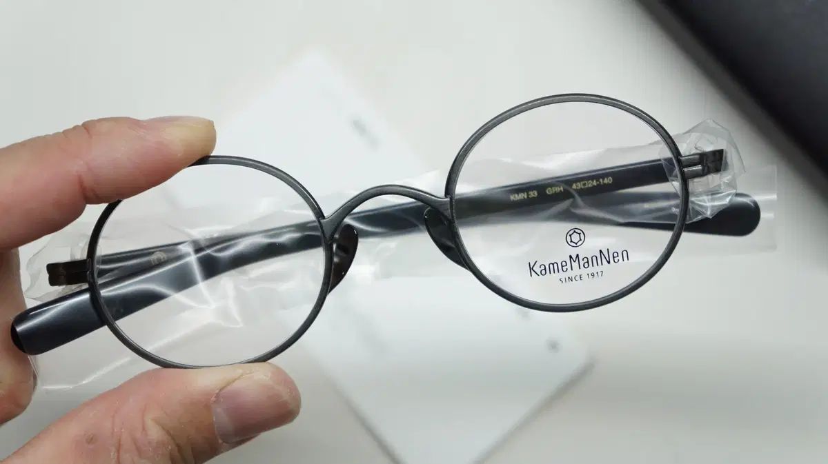 | カメマンネン KMN 33 TSH 43 GRH