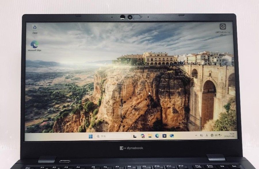 Win 11 11世代i 7 薄型軽量モバイルノートPC 超速SSD 東芝 dynabook G 83|HU 13.3型 Core i 7-1185 3.0 GHz|16 GB|NVMe 512 GB|Webカメラ
