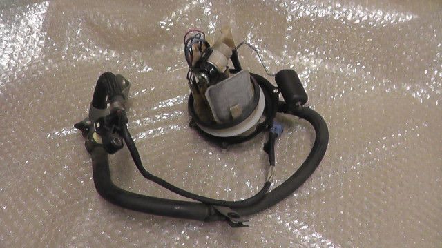 ジョグ FI Deluxe SA 39 J-813 xxx の 燃料ポンプ