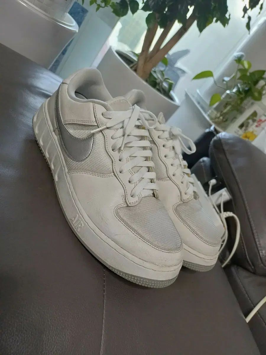 メンズ NIKE エアフォース1ロー ユーティリティ スニーカー 280