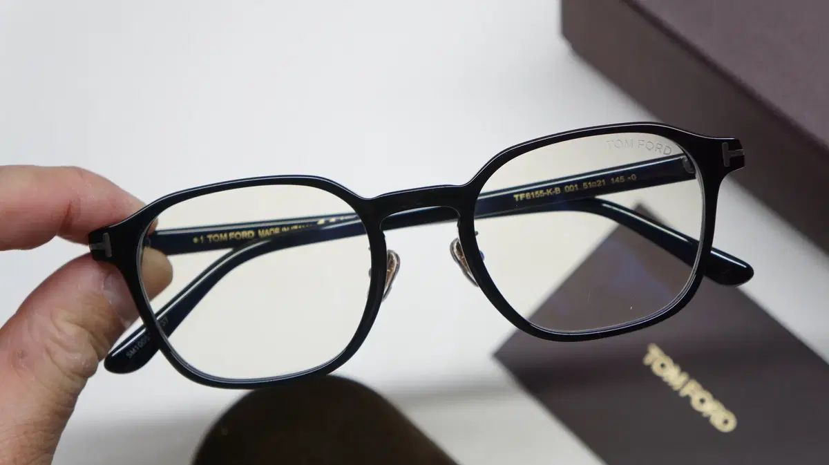 | TOM FORD トムフォード ウェリントン型メガネ TF 6155 K-B アジアンフィット ウェリントン