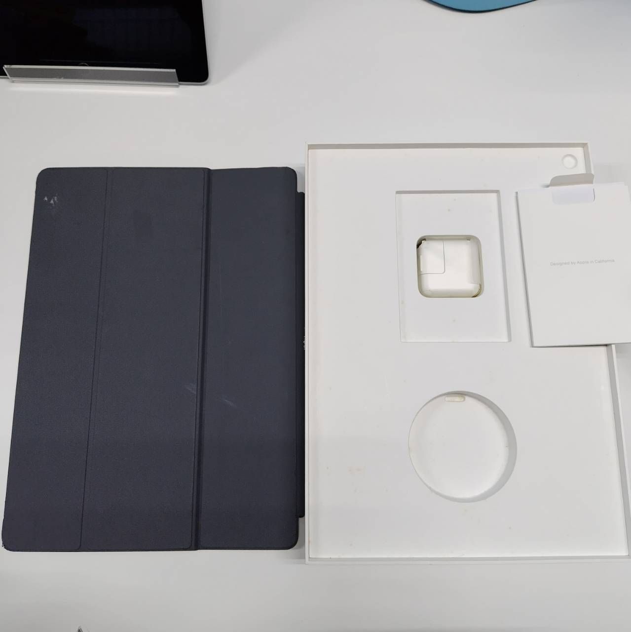 Wi-Fiモデル iPad Pro 12.9インチ 第2世代|256 GB|A 1670 MP 6 G 2 J|A USキーボード付き