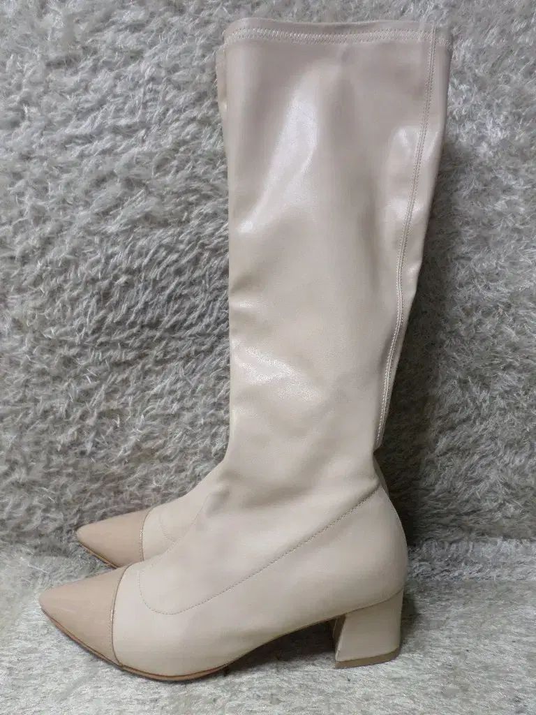 235 ジュローグ アイボリー ブーツ ウォーカーブーツ 靴
