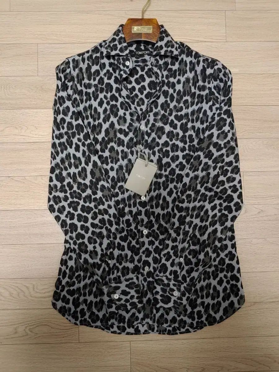 TOM FORD トムフォード ヒョウ柄 レオパード シャツ