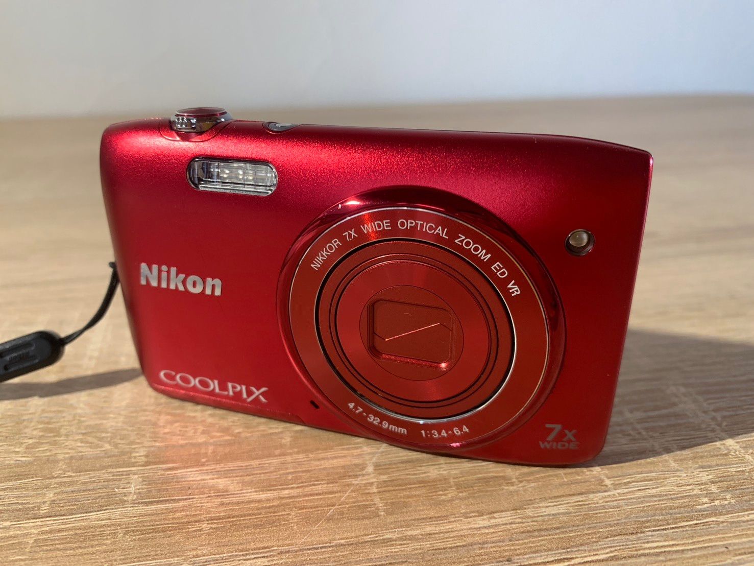 7675 Nikon COOLPIX S3500 レッド デジカメ ジャンク品 - メルカリ