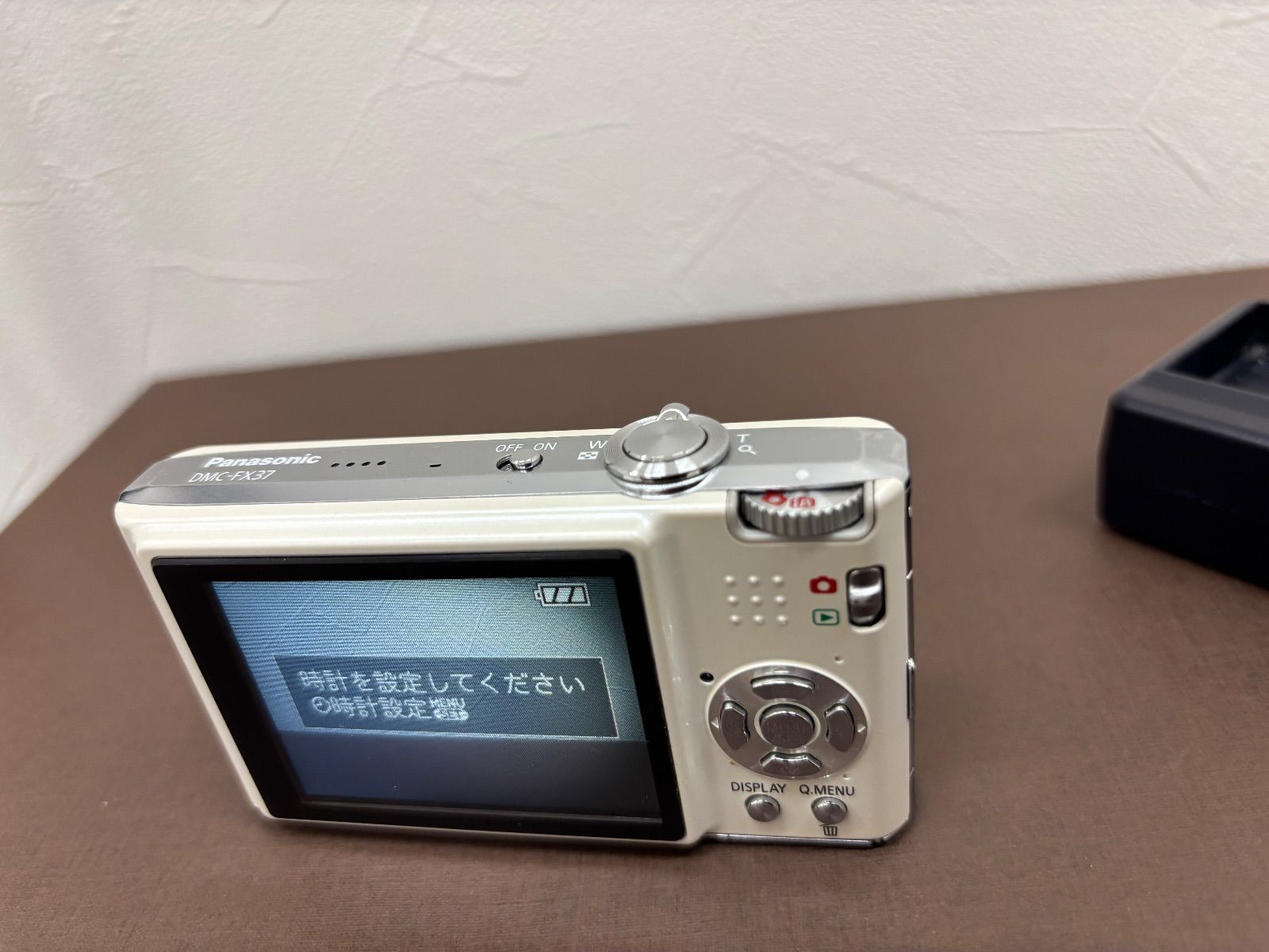通電確認のみ・ジャンク扱い】Panasonic デジカメ LUMIX DMC-FX37 I0.5