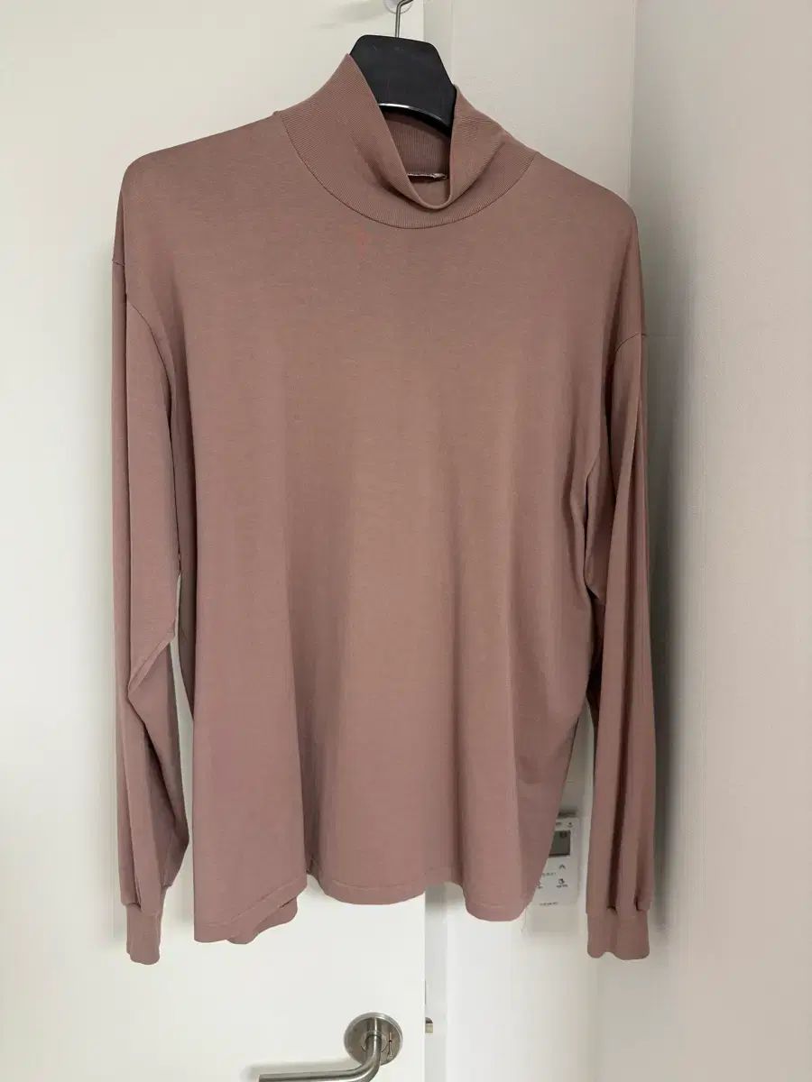 AURALEE オーラリー ハイネック Tシャツ