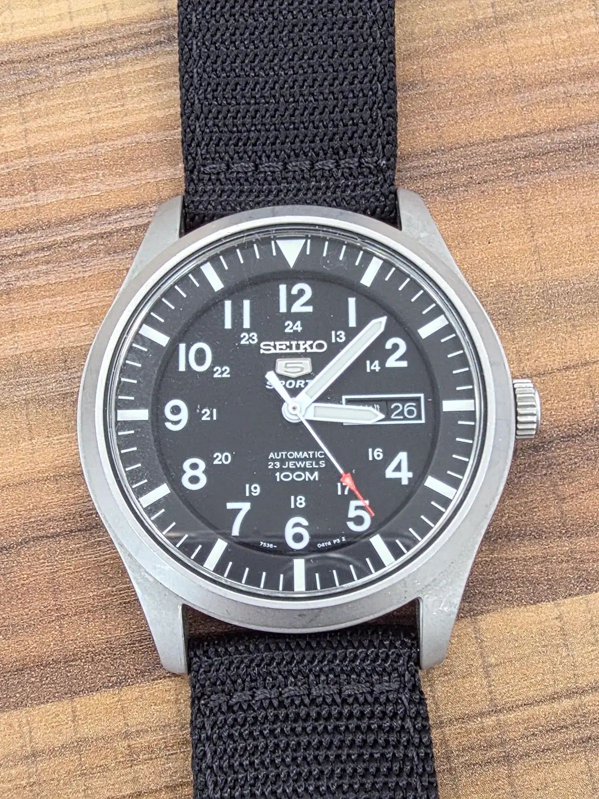 セイコー5 SNZG 15 オートマティック リストウォッチ