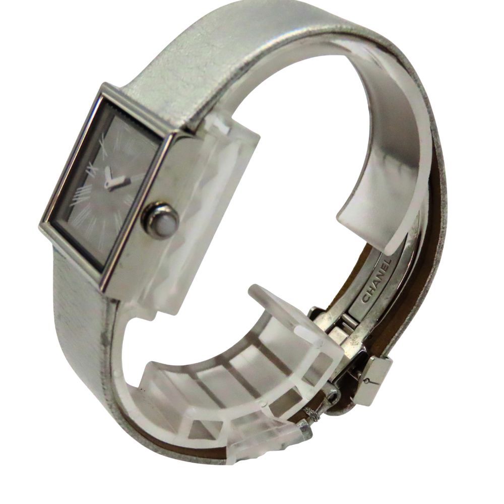 CHANEL シャネル マドモアゼル H 0720 世界 500本 2000年頃 モデル ミラーダイヤル クォーツ レザーベルト シルバー レディース 腕時計 無料ギフトラッピング承ります