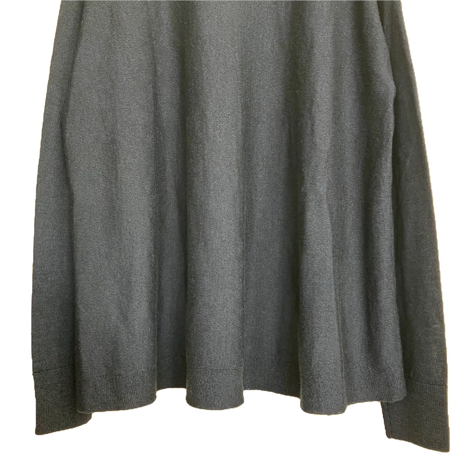 【美品】DrawingNumbers クルー裾ラウンドニット ネイビー 美品】DrawingNumbers クルー裾ラウンドニット ネイビー