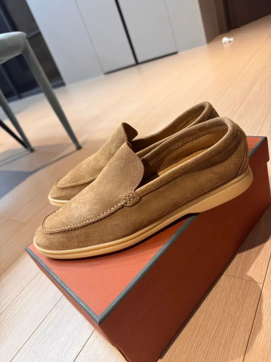 ロロ ピアーナ サマーウォーク 42