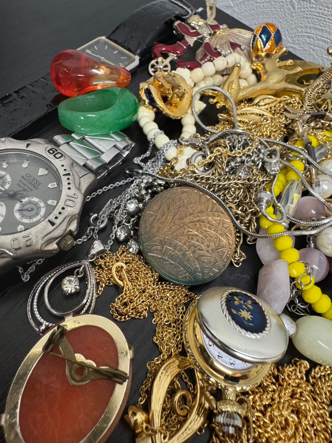 遺品整理k18ピアス、時計、アクセサリーなど 遺品整理 未選別品 超大量 送料込み まとめ売り】アクセサリー