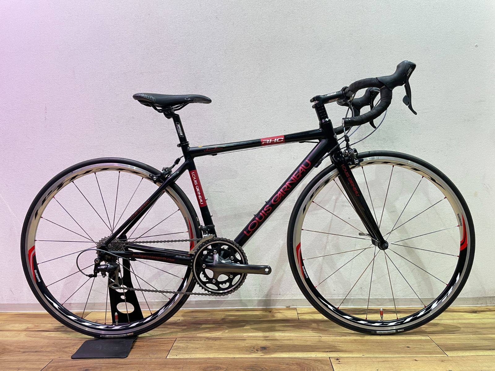 LOUIS GARNEAU ルイガノ LGS-RHC 2009 465 SHIMANO シマノ 105 5600 s WH-RS 30 スカンジウム カーボンフォーク ロードバイク 完成車 1404