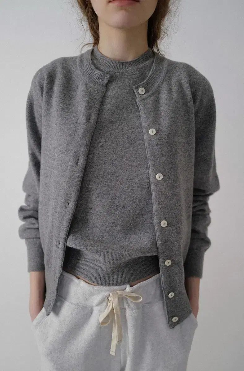 Nothing Written 회색 가디건