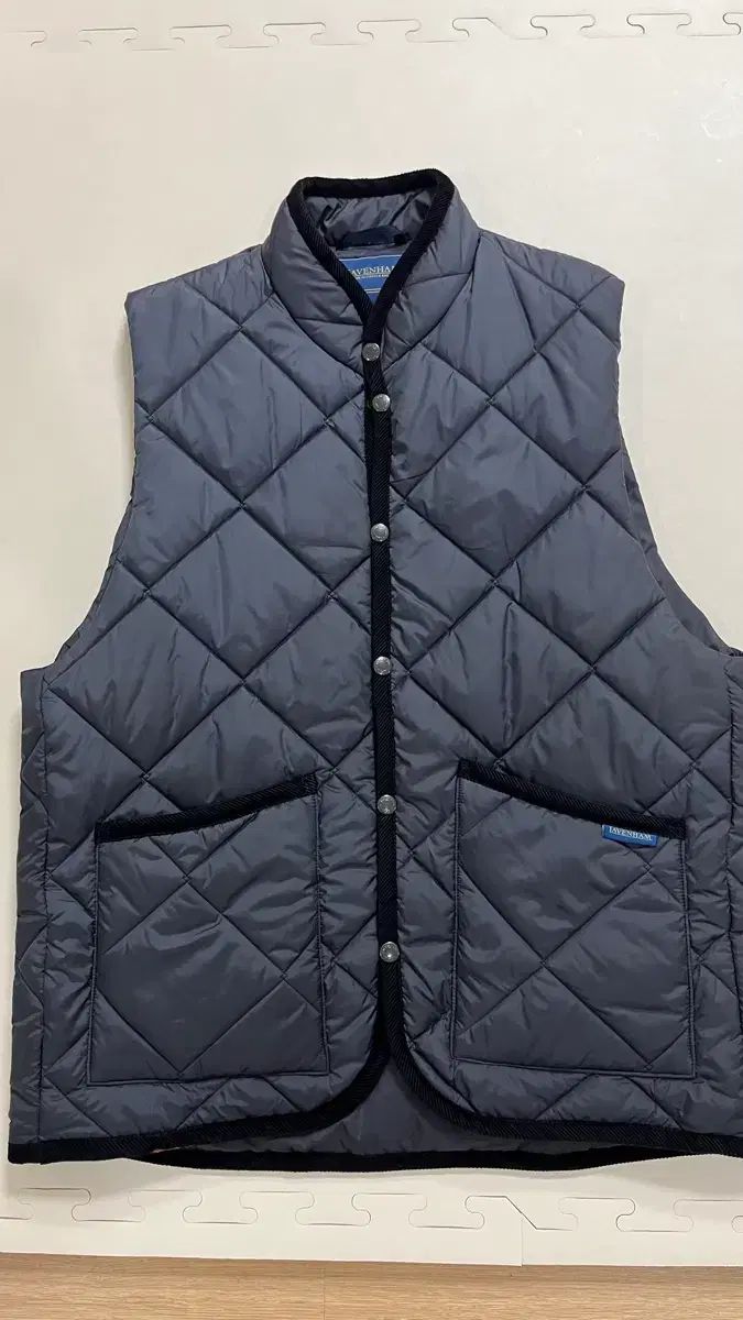 ラベンハム キルティング ベスト ブラック m