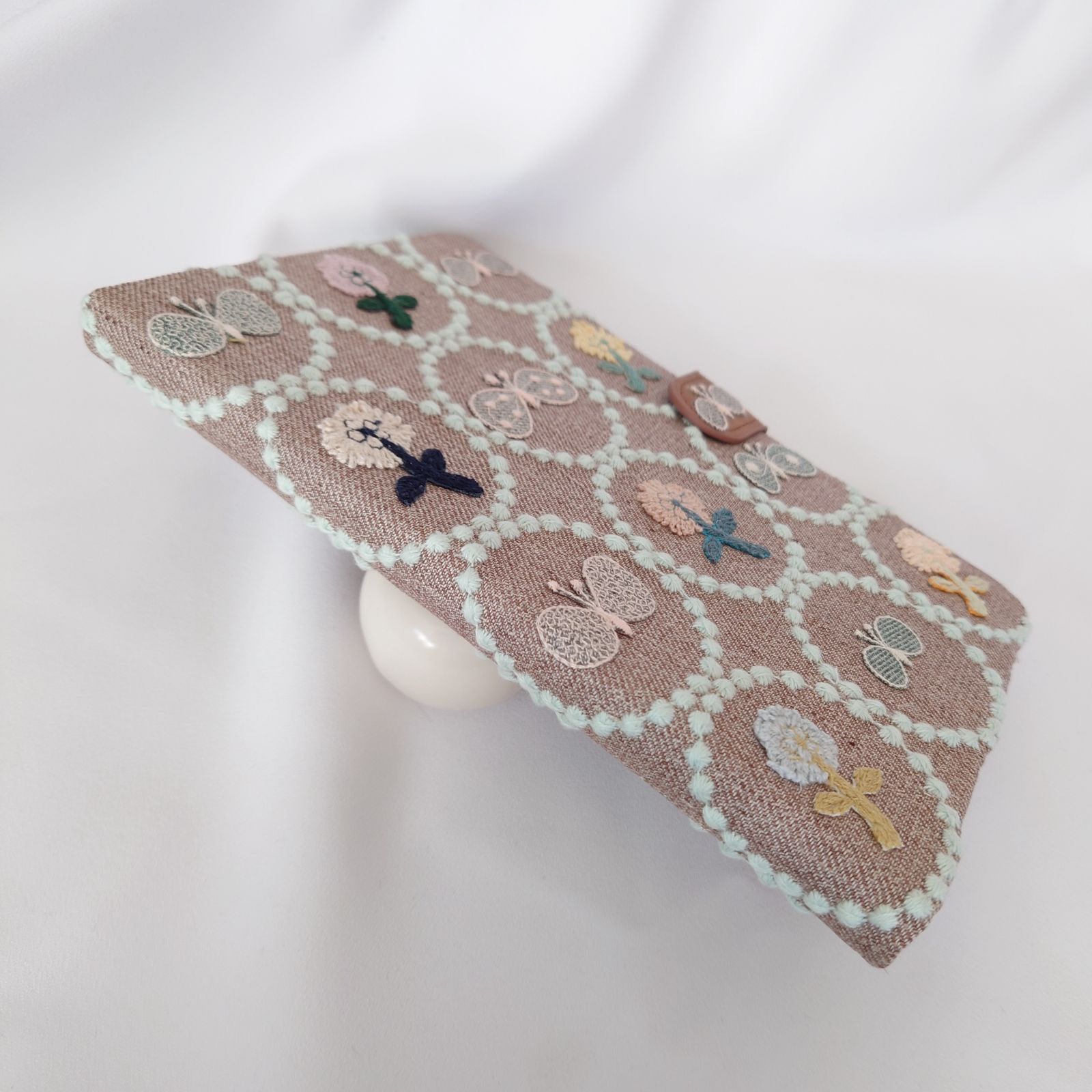 ブラウン×ライトブルー