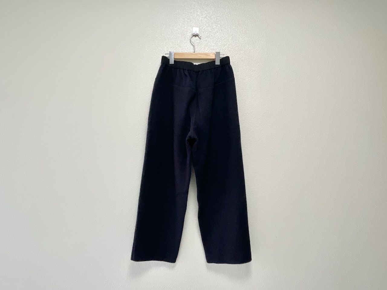 pants プレスウールパンツ