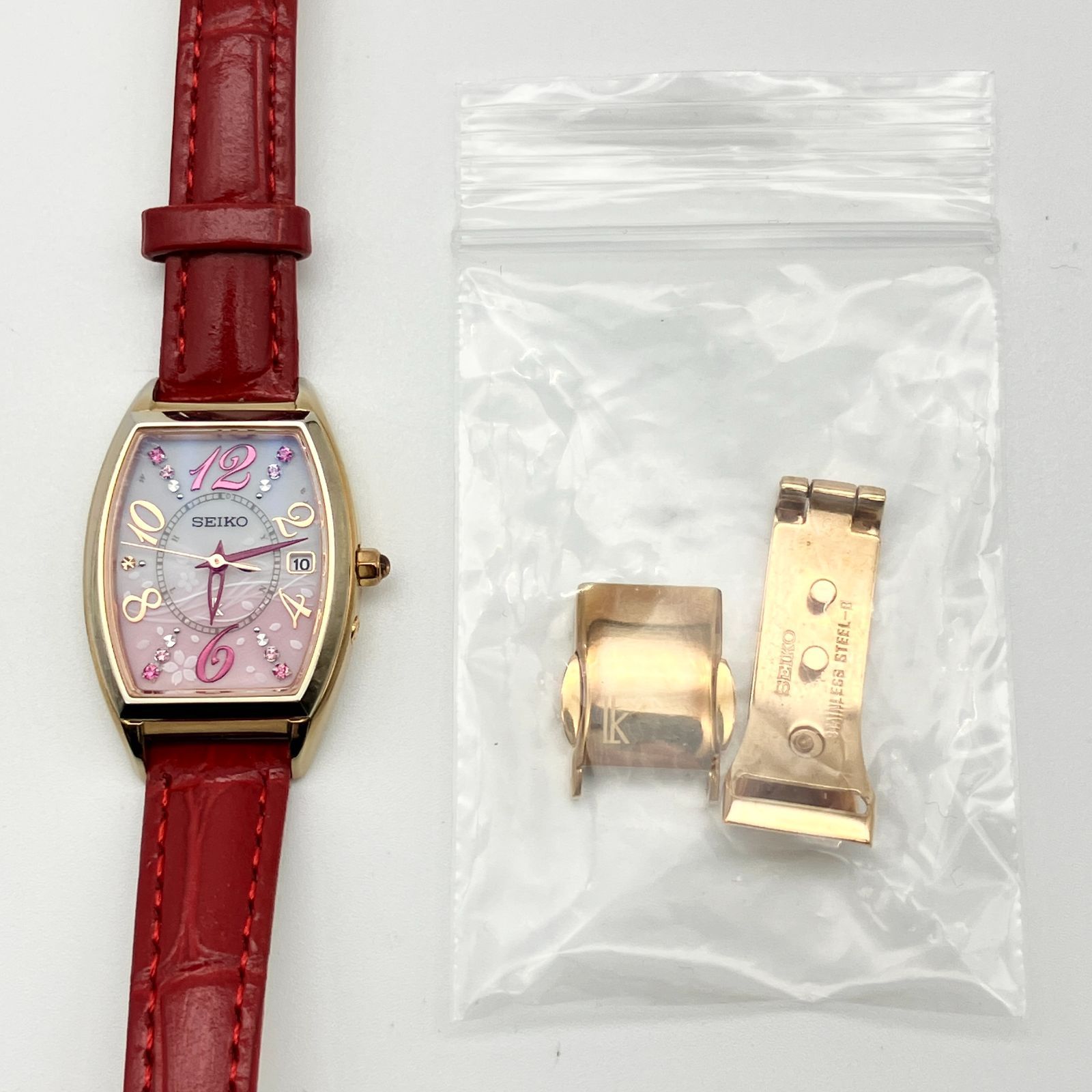 稼働美品 セイコーLk スクエア レディース腕時計 1B32-0AM0 付属品有 セイコー ルキア 腕時計 1B32-0AM0 ソーラー電波 レザー ベルト 9O0069