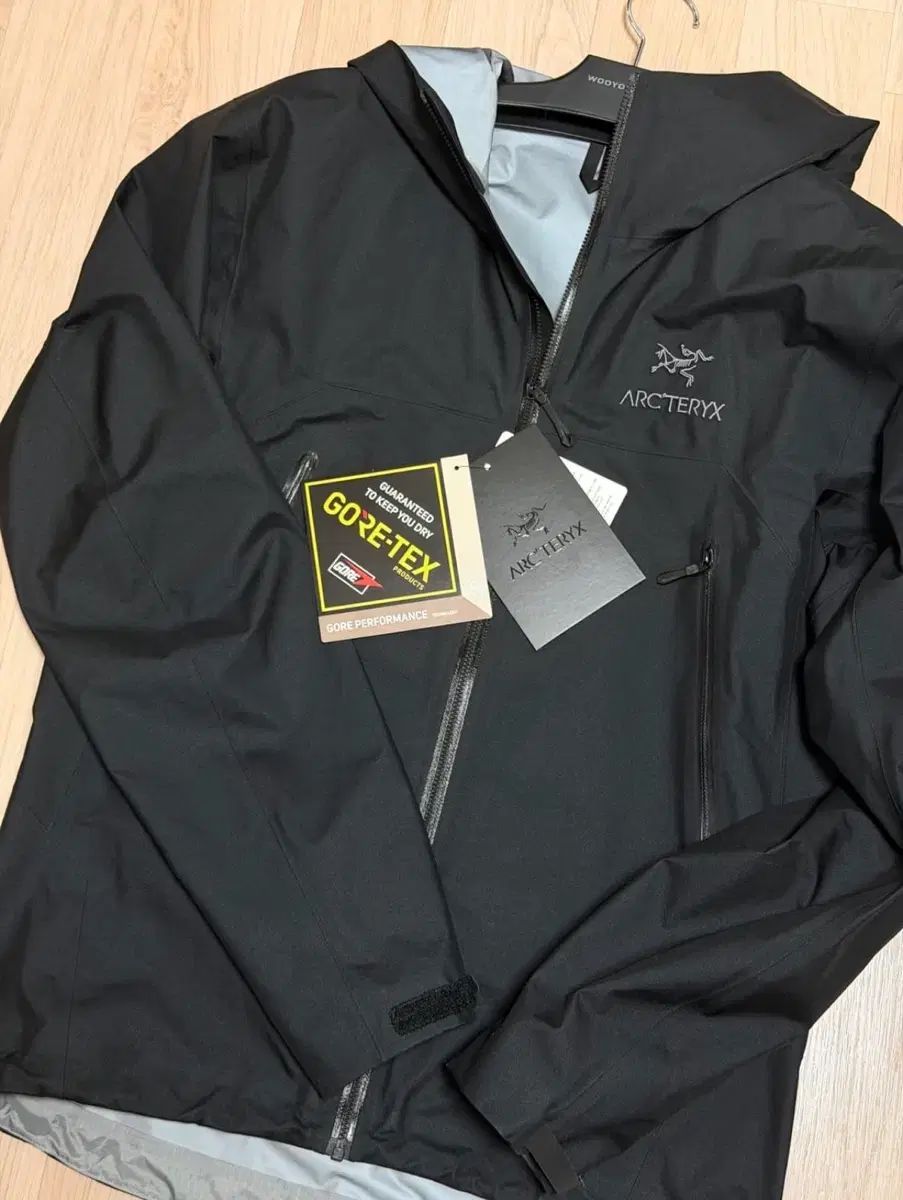 ARC TERYX アークテリクス ベータ S サイズ