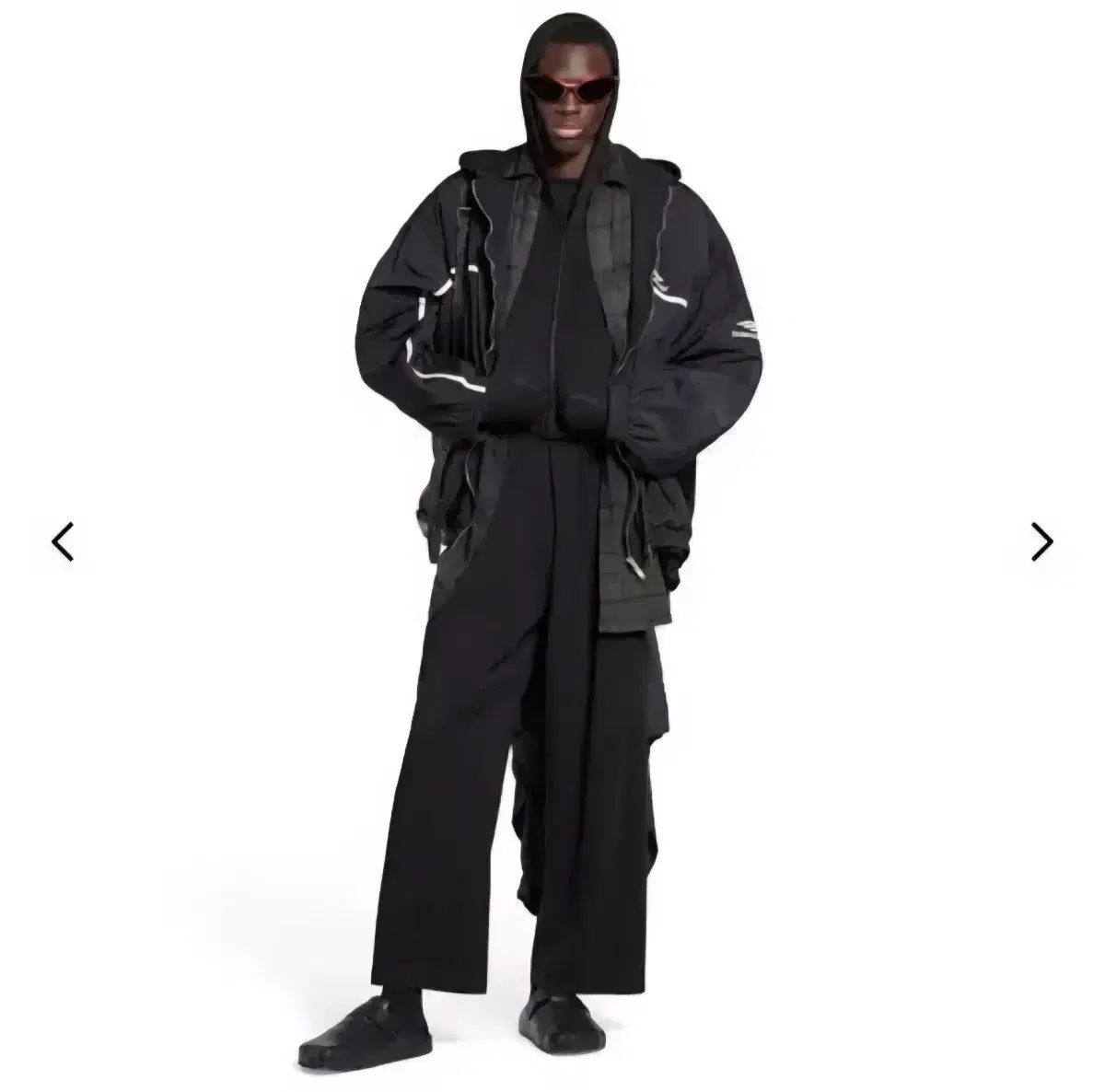 バレンシアガ スポーツ アイコン トラック フーディー ジップアップ ジャケット 3 b Tシャツ レイヤード ブルゾン