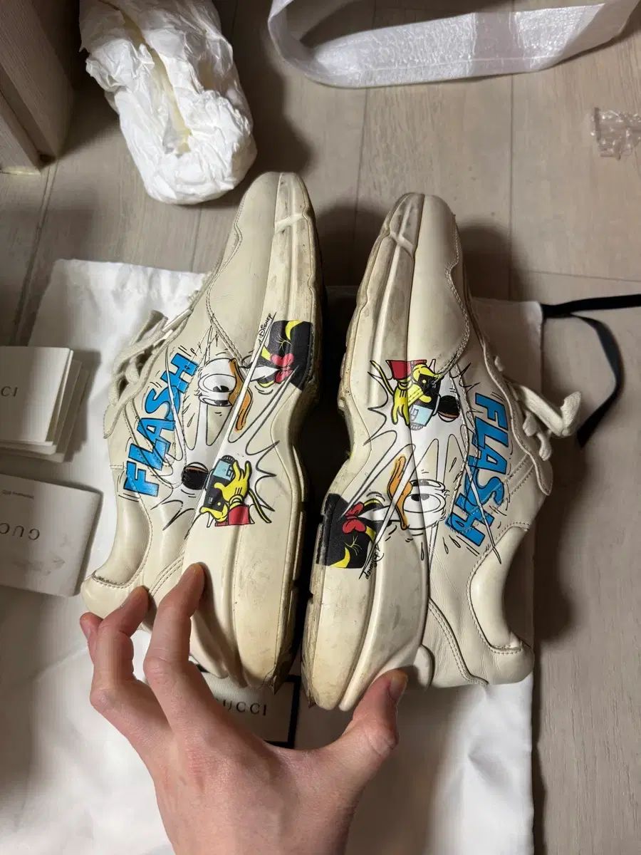 グッチ ディズニー ライトン スニーカー
