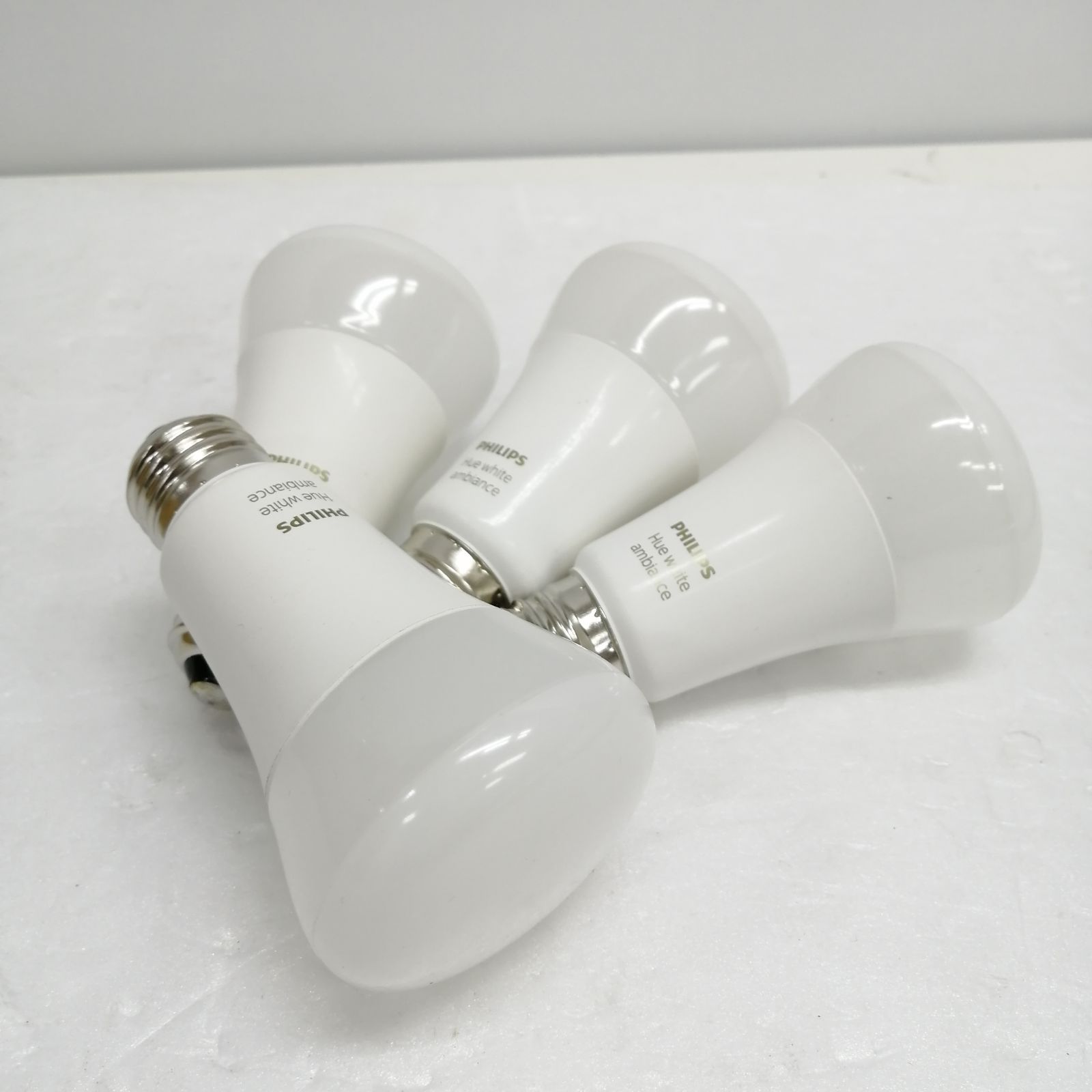動作品】PHILIPS LED電球 Hue white ambiance 4個セット - メルカリ