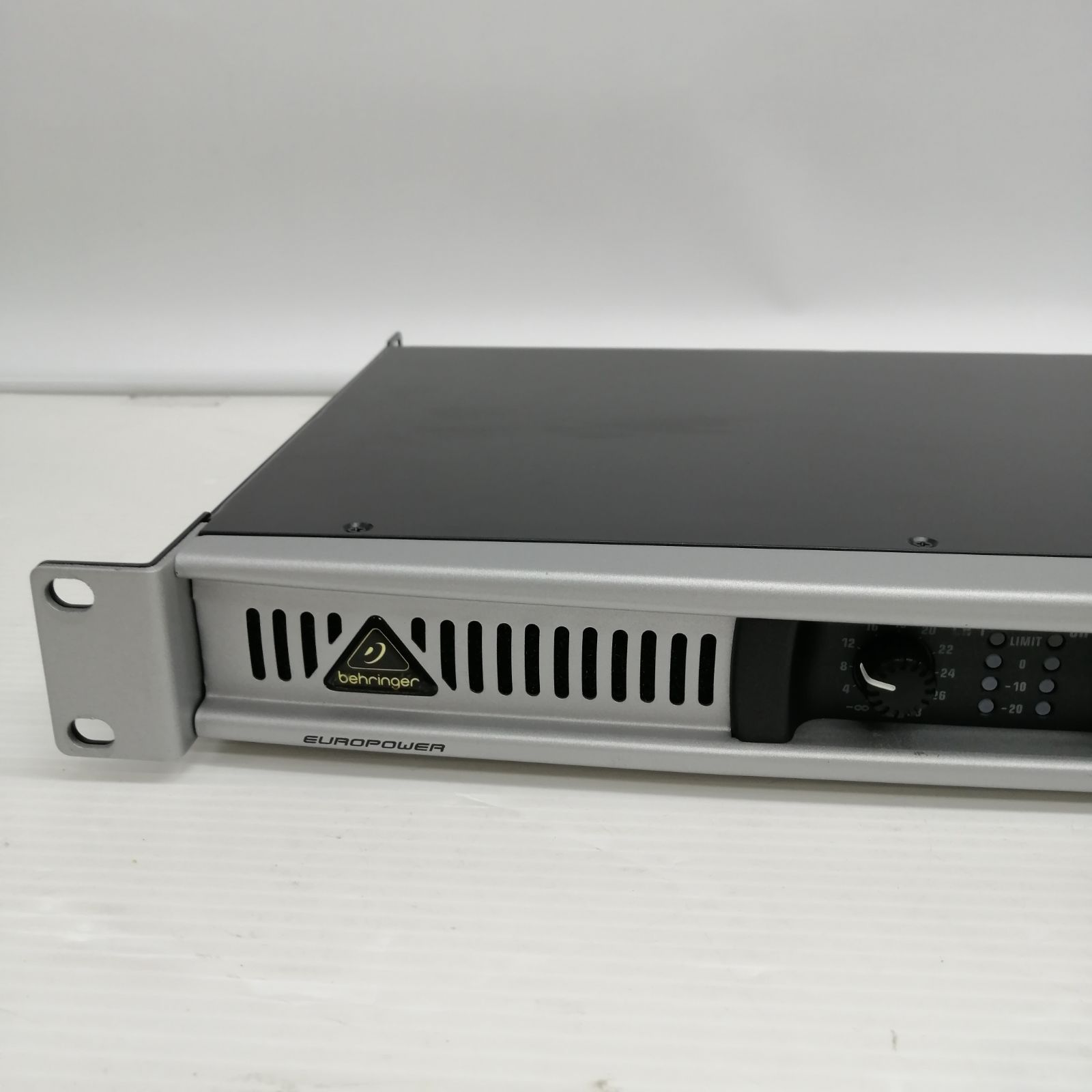 安い ☆廃盤品☆レア商品☆BEHRINGER EPQ304 ベリンガー パワーアンプ