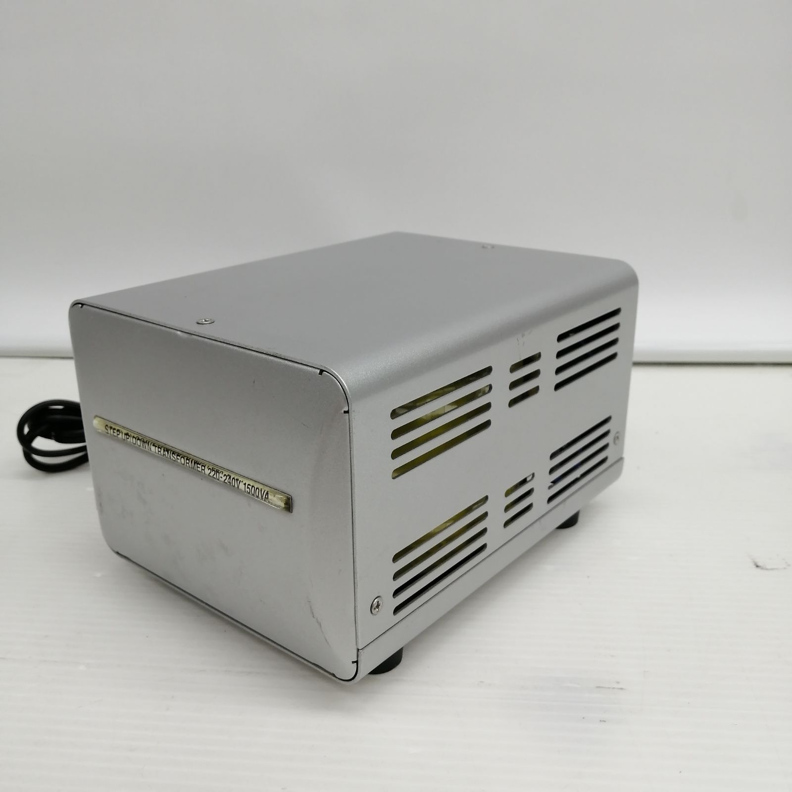 動作品】Kashimura 変圧器 TTS-20C - メルカリ